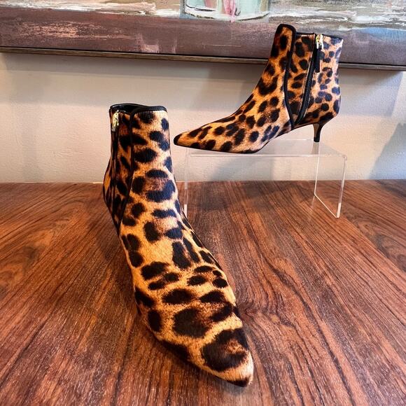 Talbots‎ Iona Leopard Calf Hair Kitten Heel Bootie Size 7 - Picture 4 of 12